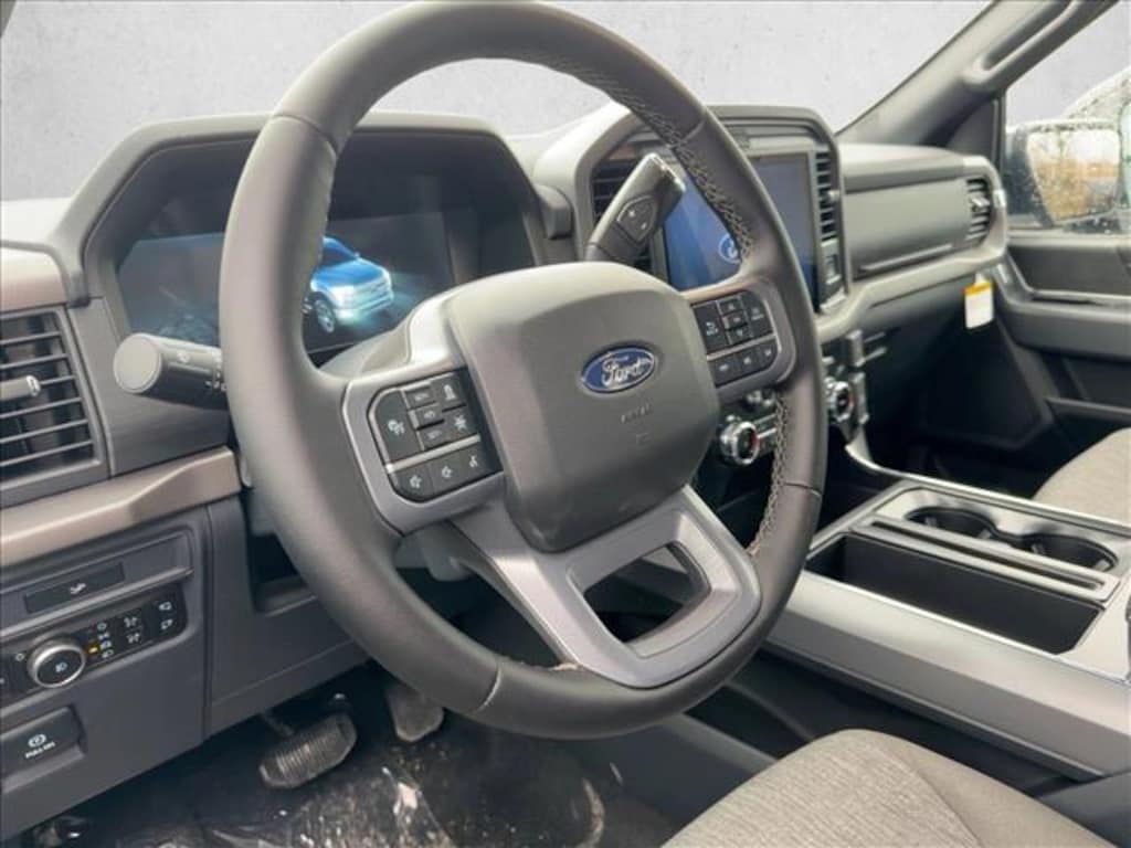 New 2026 Ford F-150 XLT Truck SuperCrew Cab