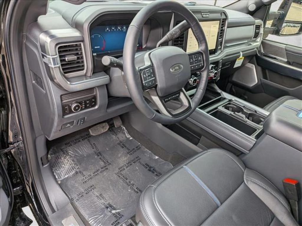 New 2025 Ford F-250 Platinum Truck Crew Cab