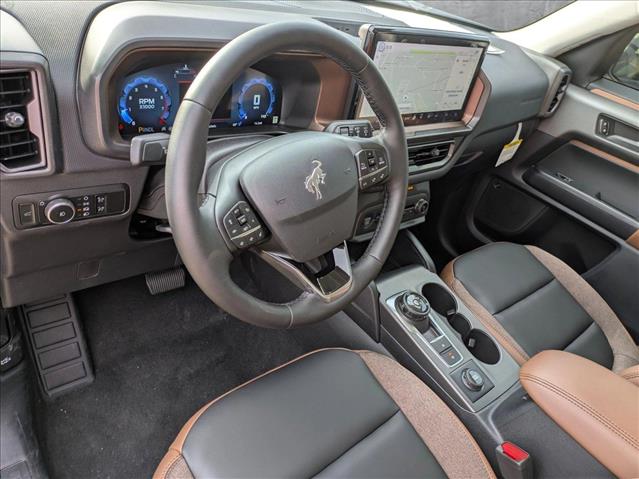 2025 Ford Bronco Sport Outer Banks photo 2