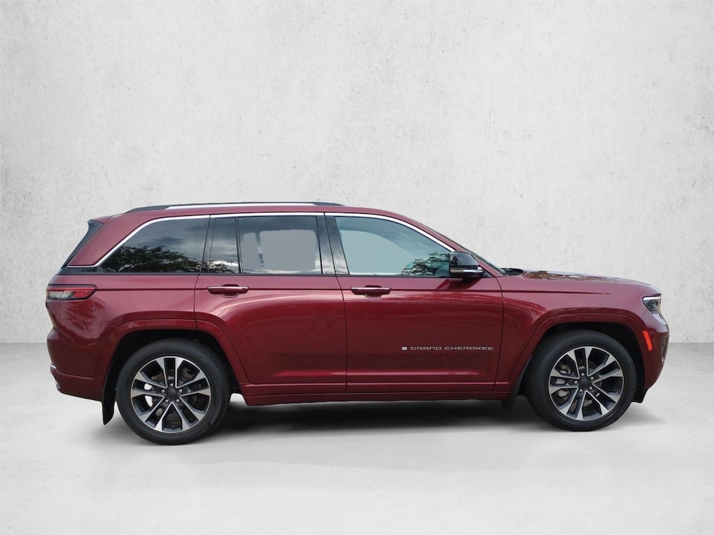 Used 2022 Jeep Grand Cherokee Overland SUV