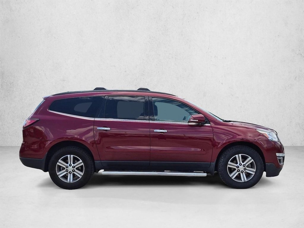 Used 2017 Chevrolet Traverse LT SUV