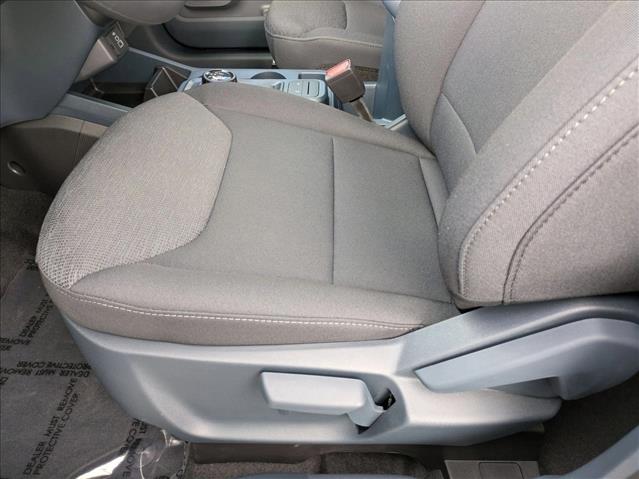 2025 Ford Maverick XL photo 4