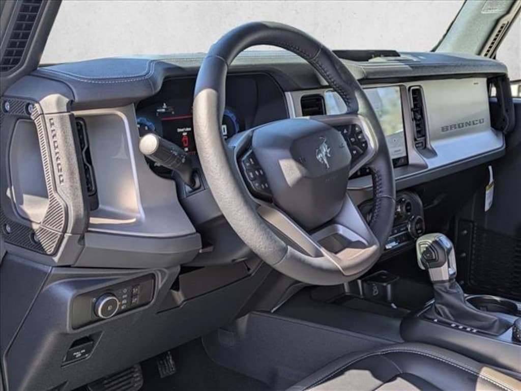 New 2026 Ford Bronco Outer Banks SUV