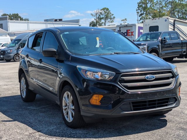 2019 Ford Escape S photo 3