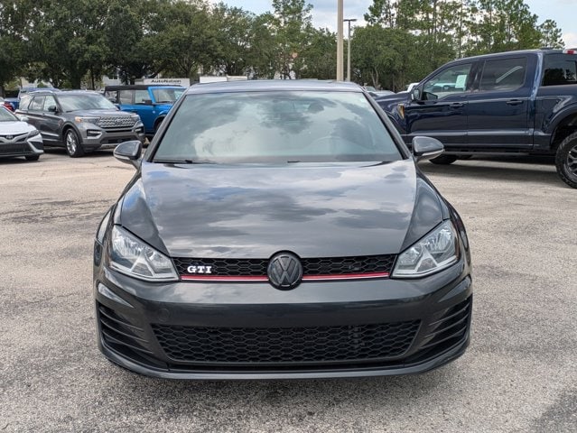 3VW5T7AUXHM057657