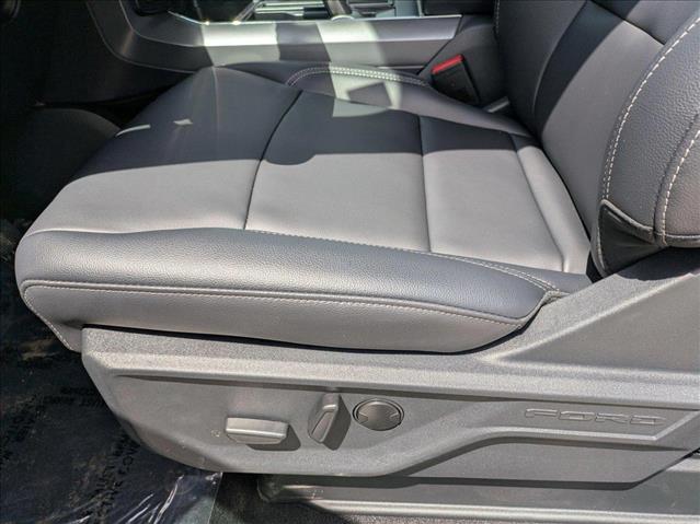 2025 Ford F-150 XLT photo 4