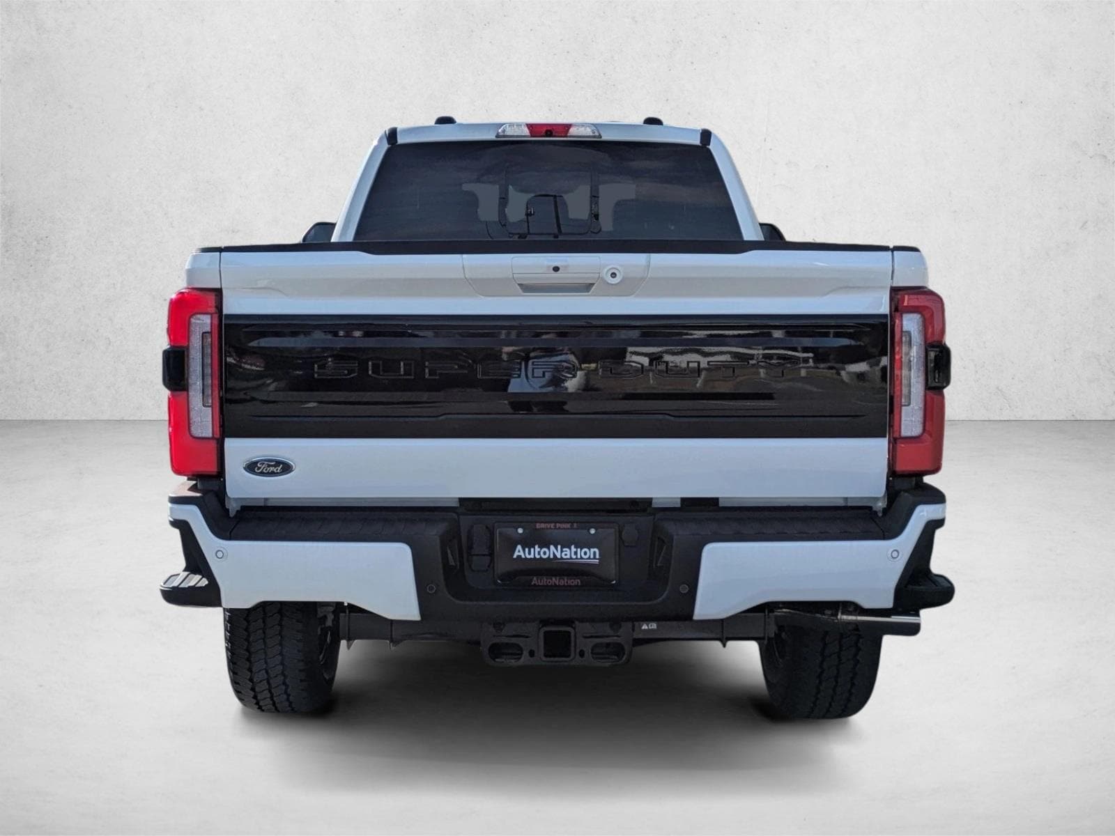 2025 Ford F-250 Super Duty Platinum - Photo 9