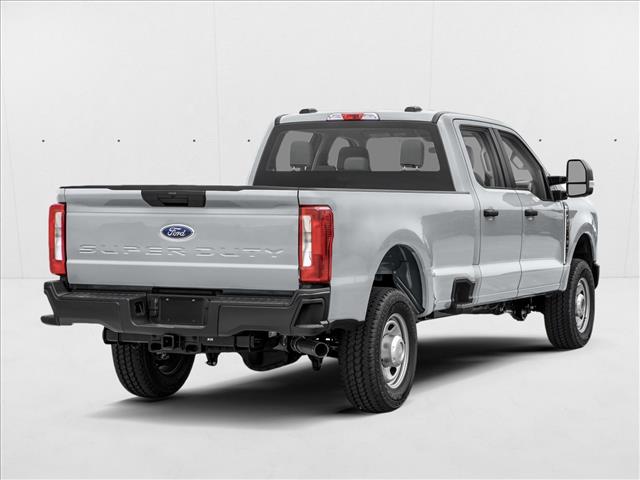 2025 Ford F-350 Lariat photo 2
