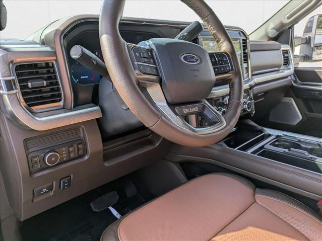 2025 Ford F-350 King Ranch photo 3