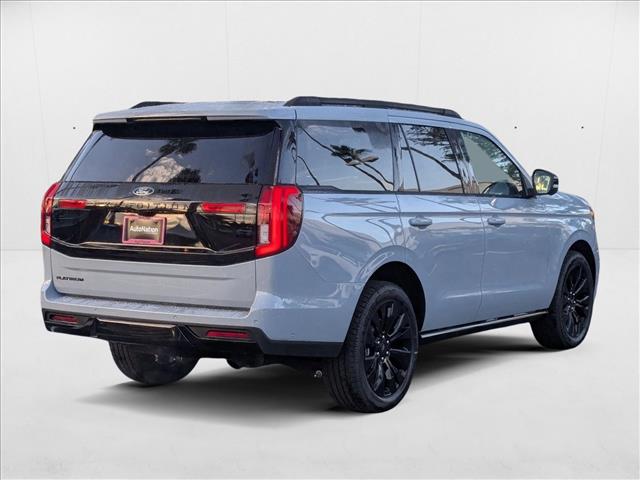 2025 Ford Expedition Platinum photo 2