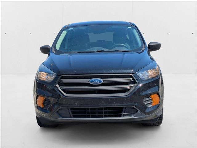 2019 Ford Escape S photo 2