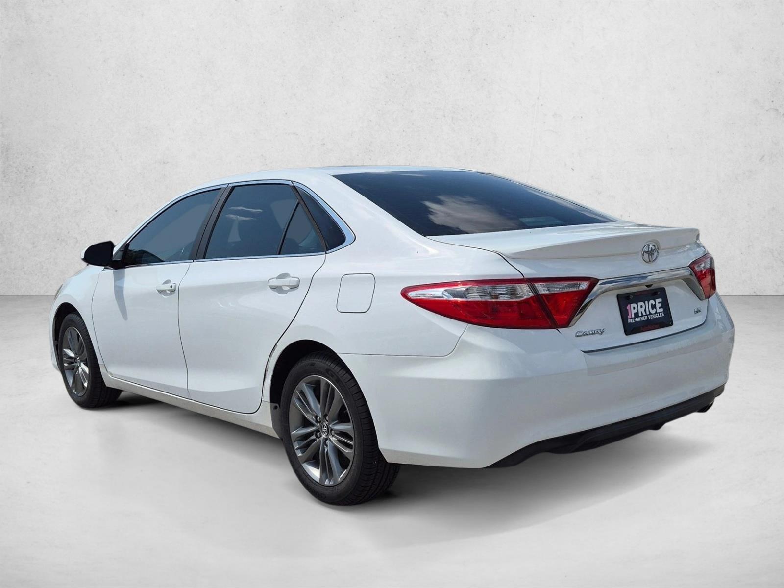 2016 Toyota Camry 8