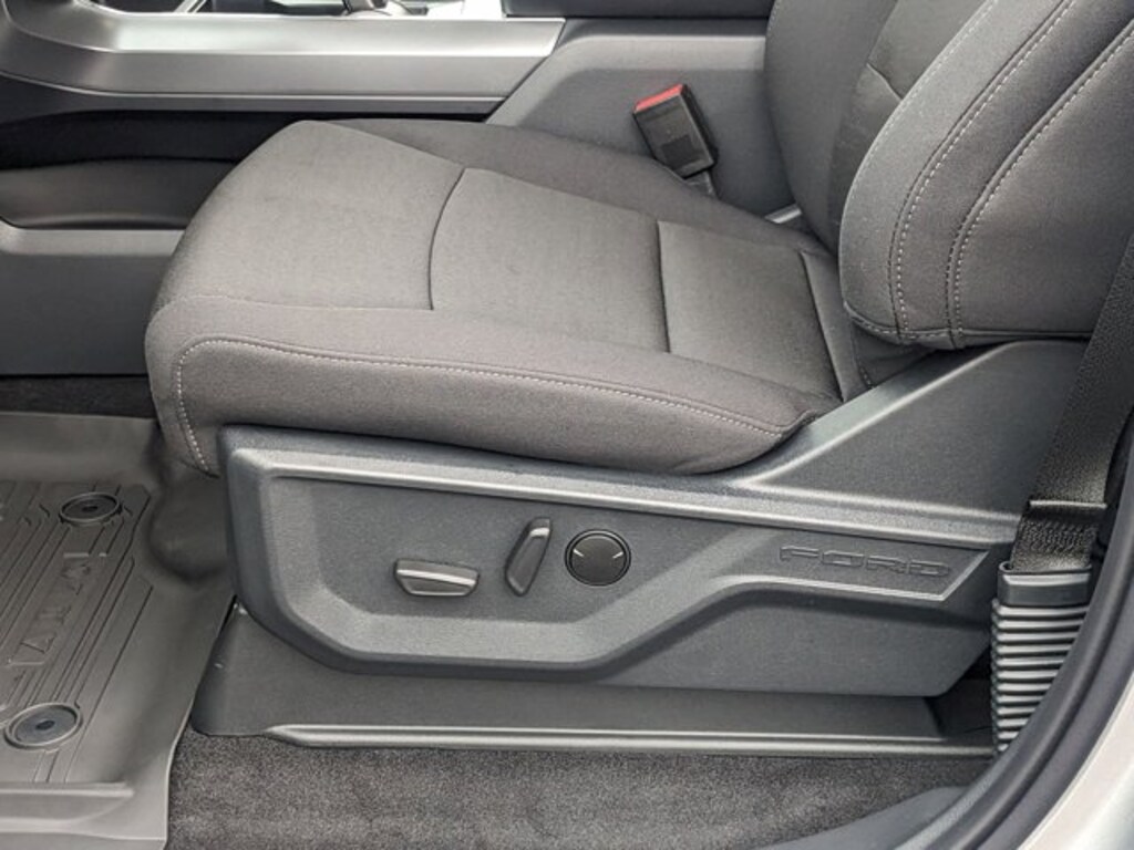 New 2025 Ford F-150 XLT Truck SuperCrew Cab