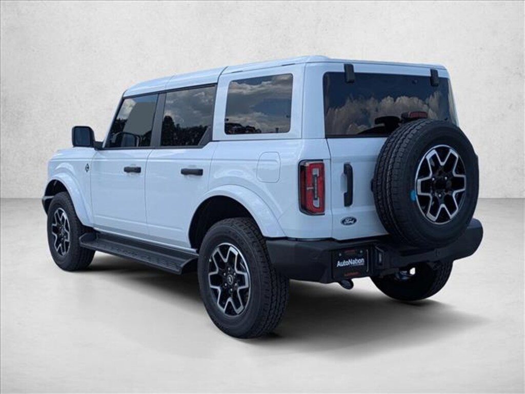 New 2026 Ford Bronco Outer Banks SUV