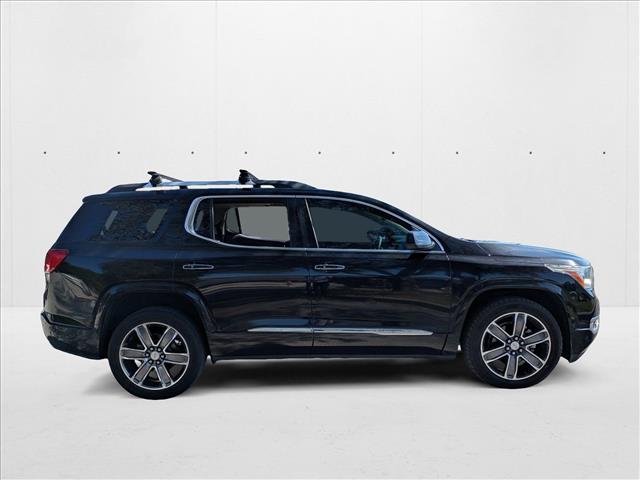 2017 Gmc Acadia Denali photo 4