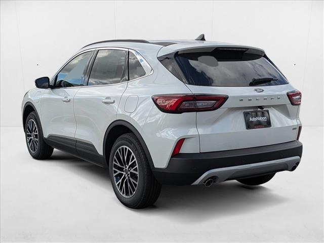 2025 Ford Escape photo 2