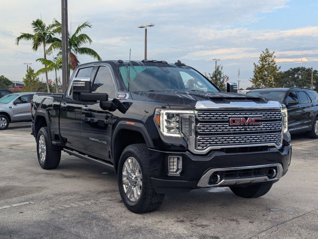2022 Gmc Sierra 2500 HD Denali photo 3