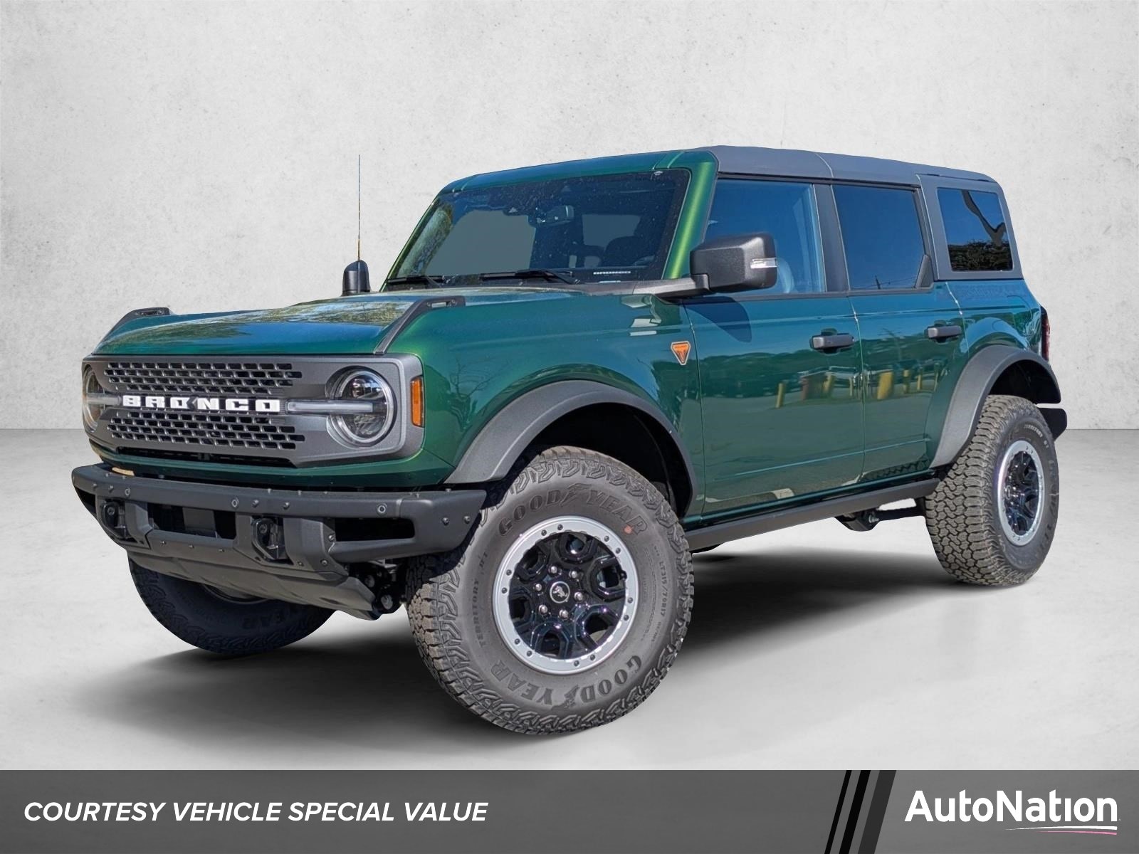 2025 Ford Bronco 4-Door