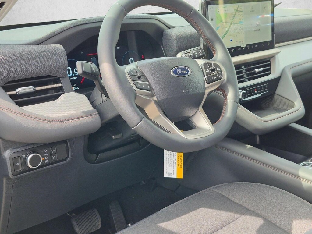 New 2026 Ford Explorer Active w/200A Pkg SUV
