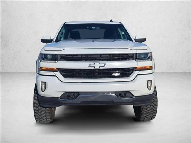 2017 Chevrolet Silverado 1500 LT Z71 photo 2