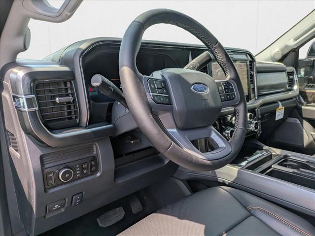 2026 Ford F-350 Lariat photo 3