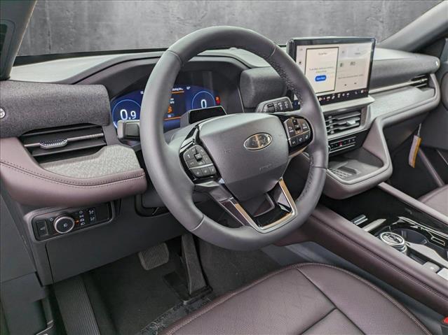 2025 Ford Explorer Platinum photo 3