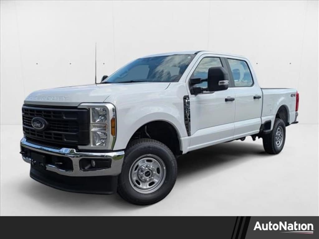 New 2025 Ford F-250 XL Truck Crew Cab