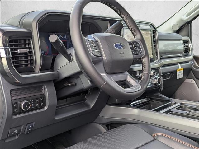 2026 Ford F-250 Lariat photo 3