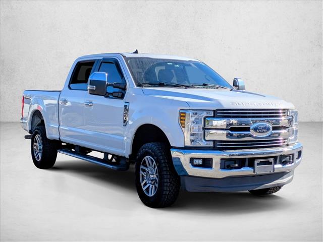 2019 Ford F-250 Lariat photo 3