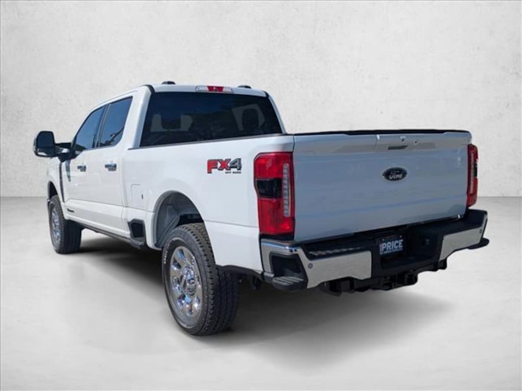 New 2026 Ford F-250 LARIAT Truck Crew Cab