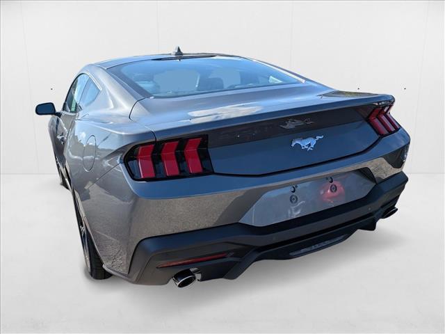 2025 Ford Mustang EcoBoost photo 2
