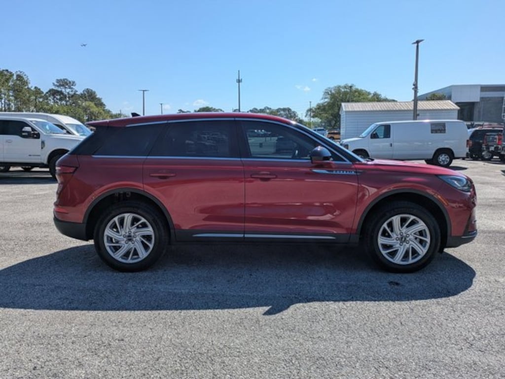 Certified 2024 Lincoln Corsair Premiere SUV