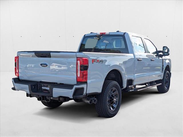 2025 Ford F-350 XL photo 2