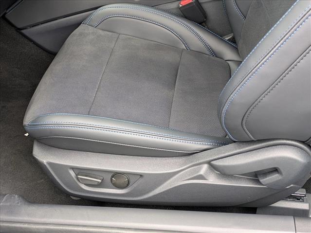 2025 Ford Mustang Dark Horse Deluxe photo 4