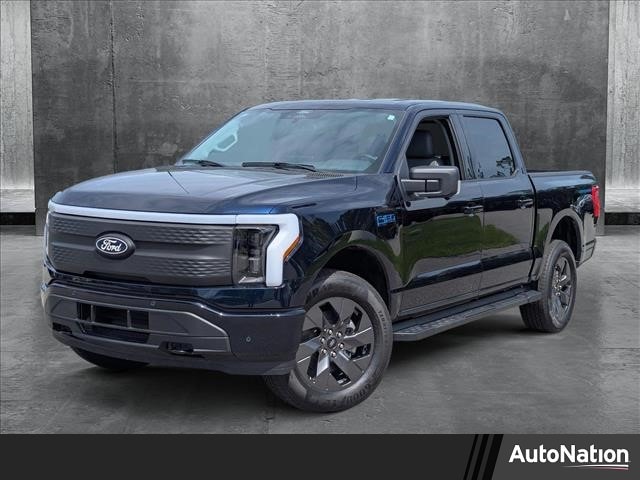 2025 Ford F-150 Lightning Flash's photo