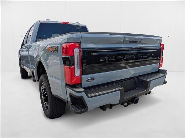 2025 Ford F-250 Platinum photo 2