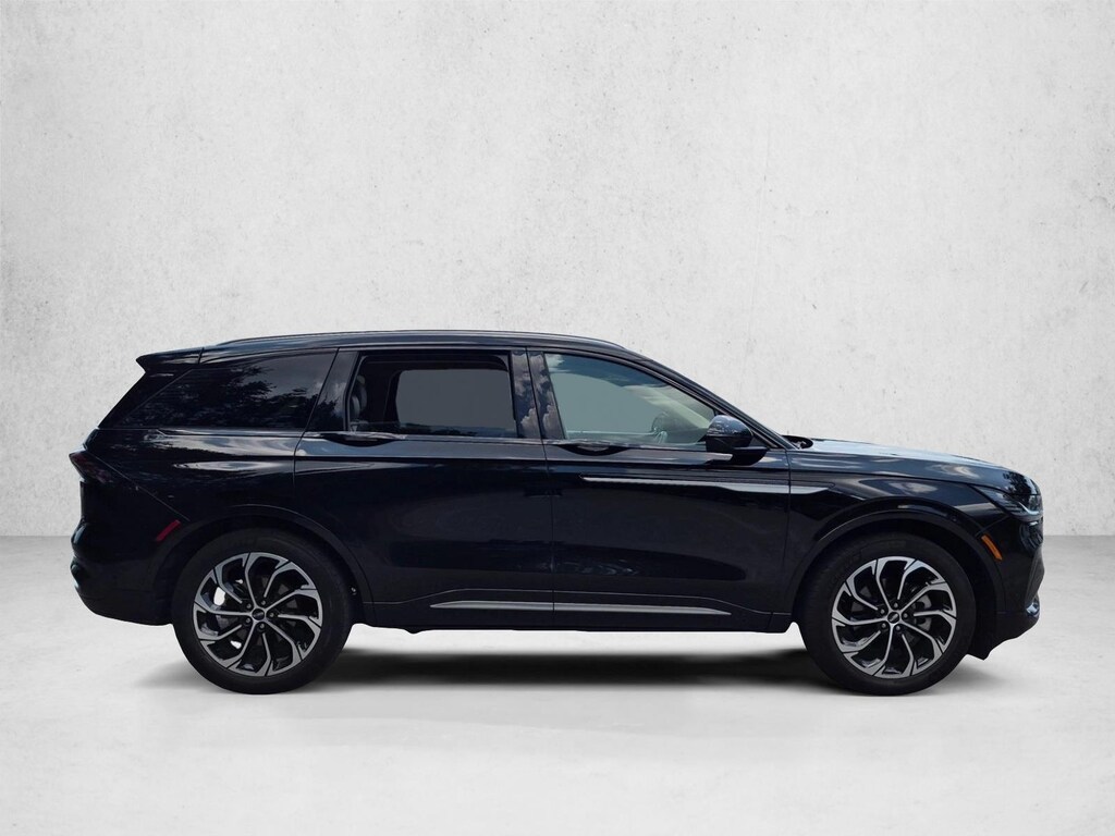 Used 2024 Lincoln Nautilus Reserve SUV