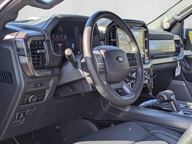 2025 Ford F-150 Lariat photo 3