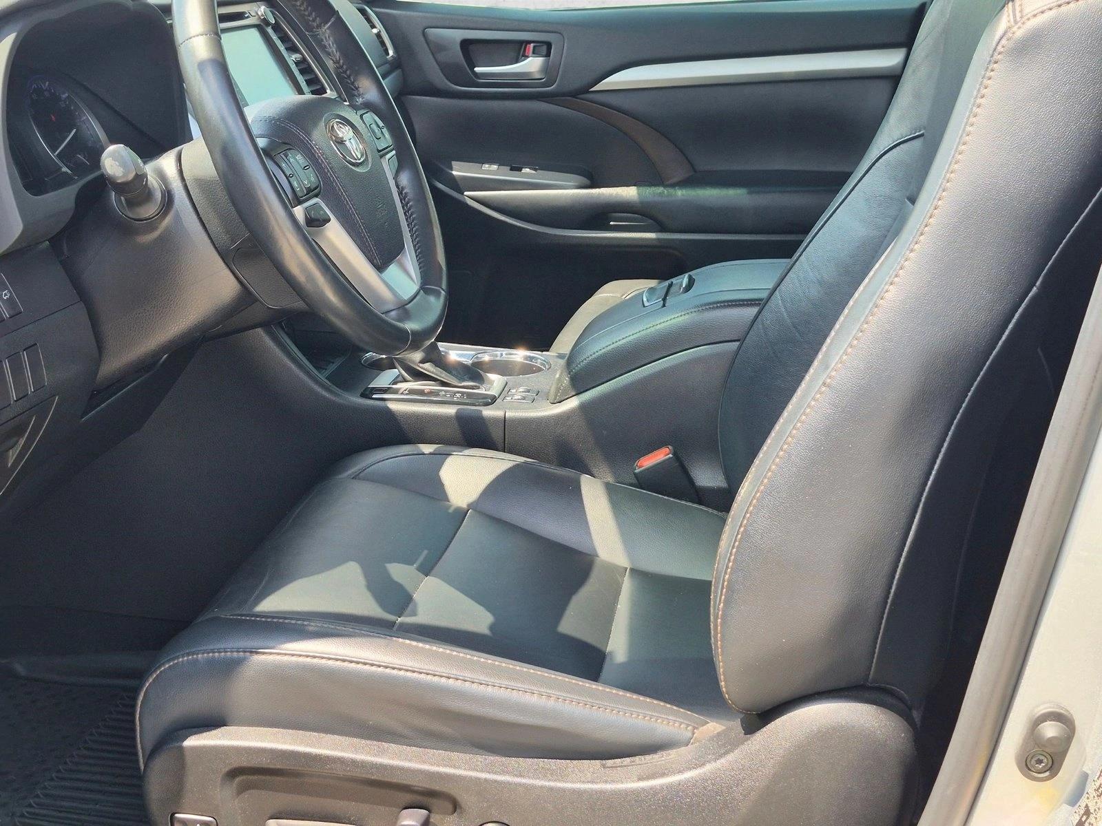 2019 Toyota Highlander 16
