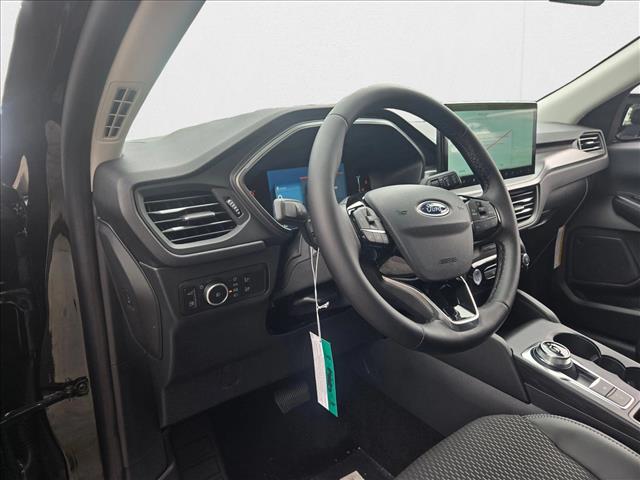 2025 Ford Escape photo 3