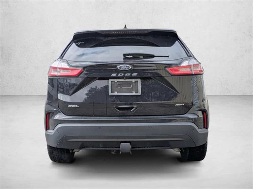 Used 2022 Ford Edge SEL SUV