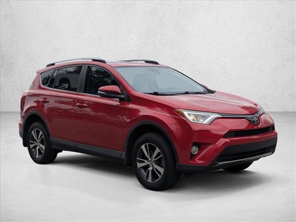 Used 2017 Toyota RAV4 XLE SUV