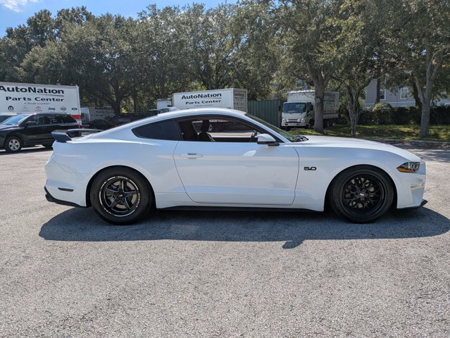 2021 Ford Mustang GT photo 4