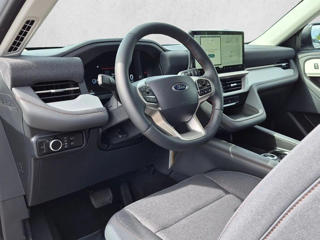 New 2026 Ford Explorer Active w/200A Pkg SUV