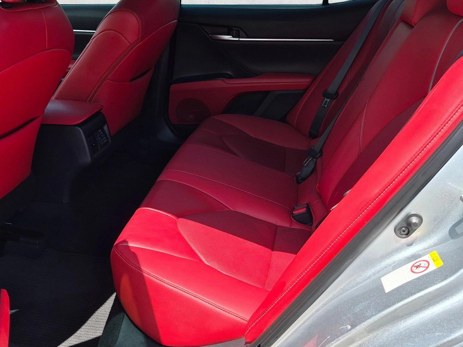 2019 Toyota Camry 17