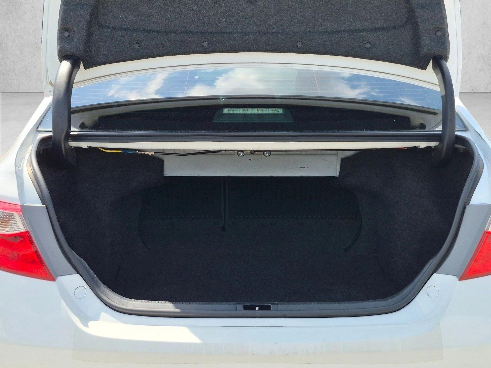 2016 Toyota Camry 7