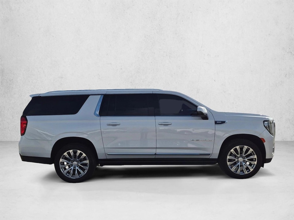 Used 2022 GMC Yukon XL Denali SUV