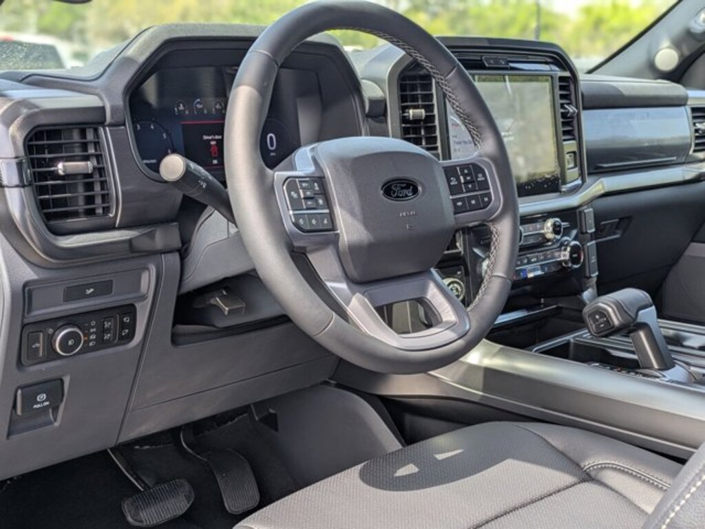 New 2026 Ford F-150 LARIAT Truck SuperCrew Cab
