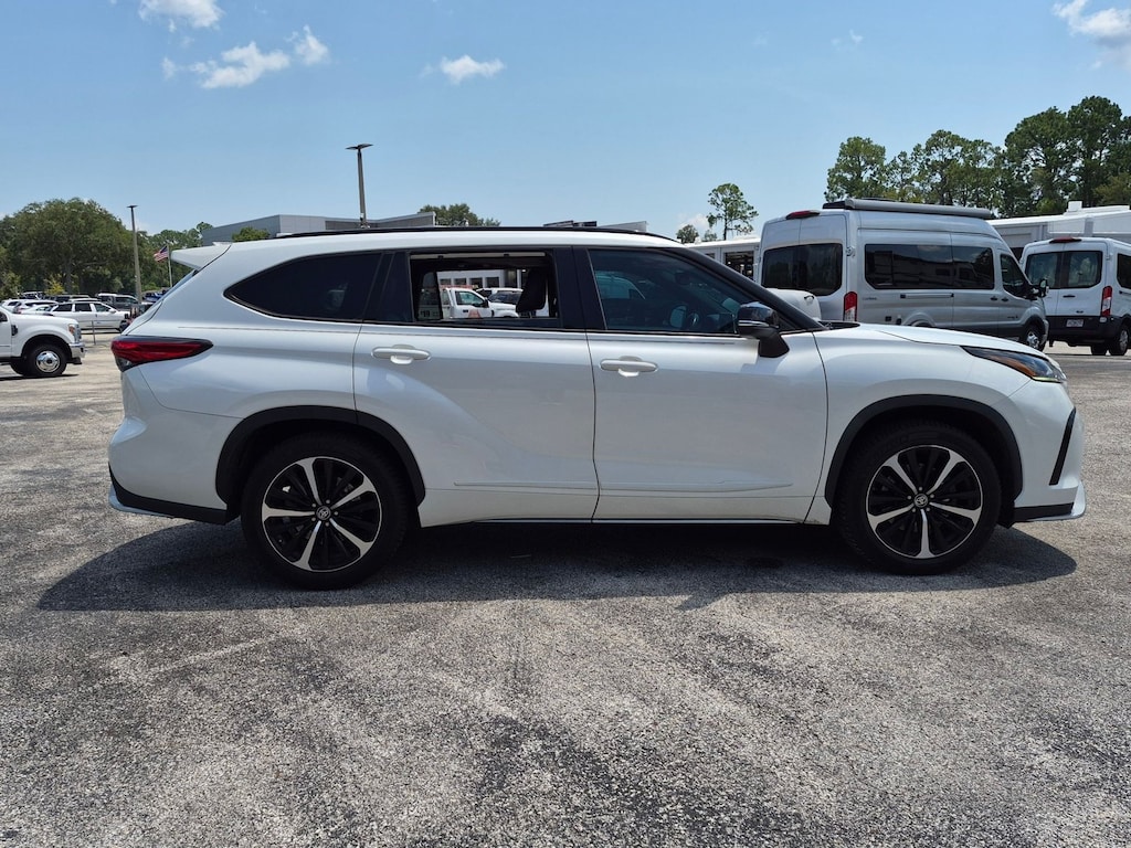 Used 2021 Toyota Highlander XSE SUV
