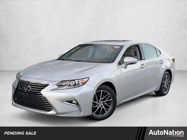 2017 Lexus ES 350's photo